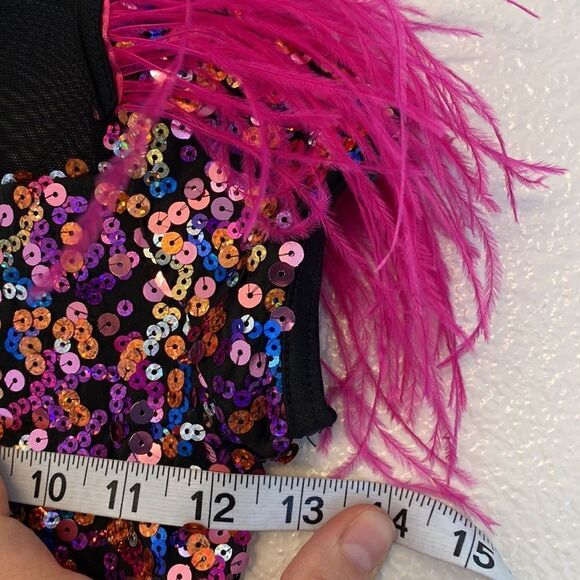 WEISSMAN Dance Costume ONE WAY OR ANOTHER
11477 sequin feather Child MC - Picture 8 of 13